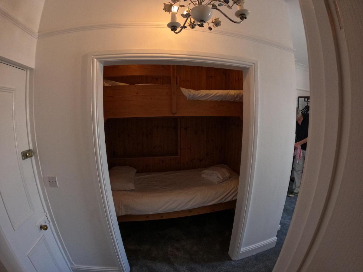 The Grove 3* Falmouth